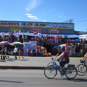 CicLAvia: Cycling Through Unoccupied Streets Travis Barnes